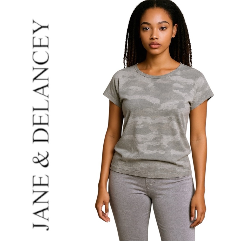 Jane and Delancey Olive Gray Camouflage Short Sleeve Tee